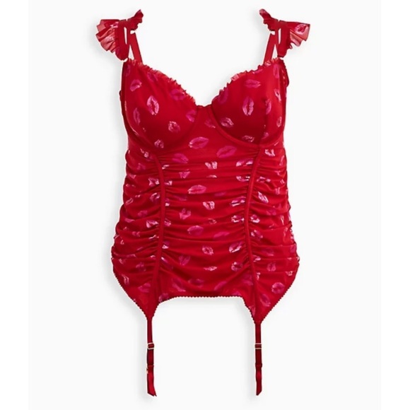 NWT TORRID 2pc SET - LIPS PRINT MERRYWIDOW AND SKIRTED THONG - Picture 3 of 6